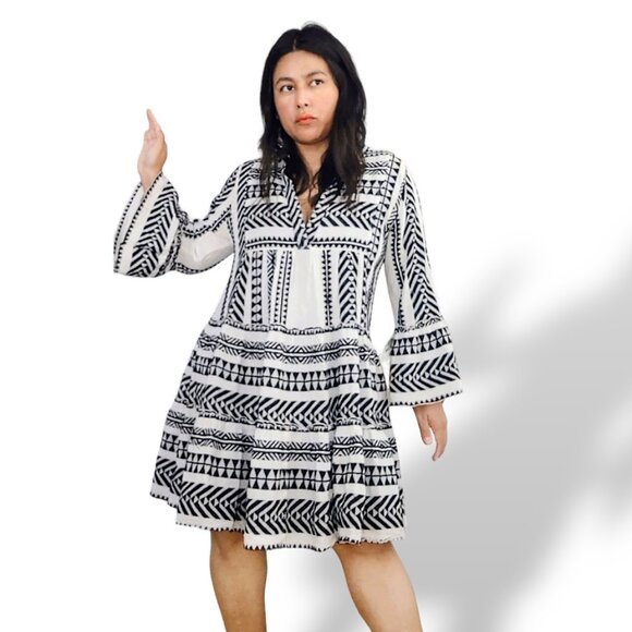 Devotion Twins Ella embroidered tiered ethnic bell sleeves boho hippie dress M - Picture 10 of 16